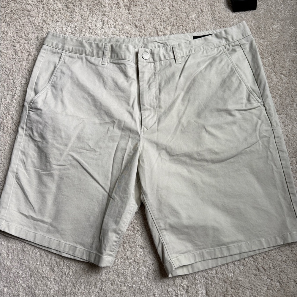 Bonobos Tan Shorts 40